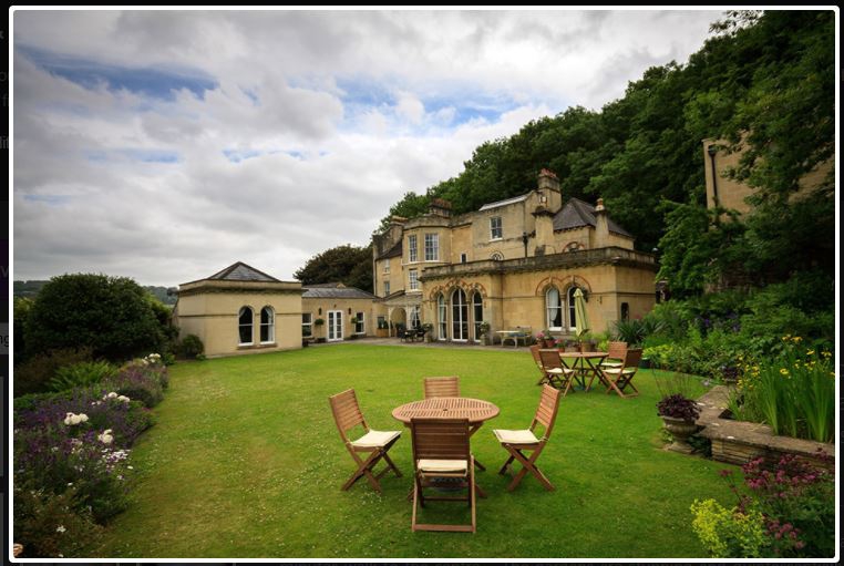 Bath Paradise House - outside