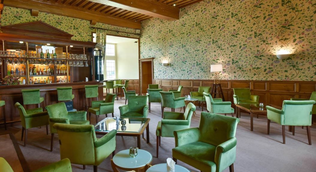  Chateau de Chailly - bar 