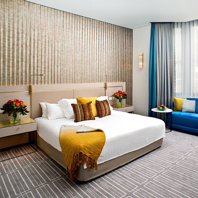Radisson Plaza Sydney - bedroom
