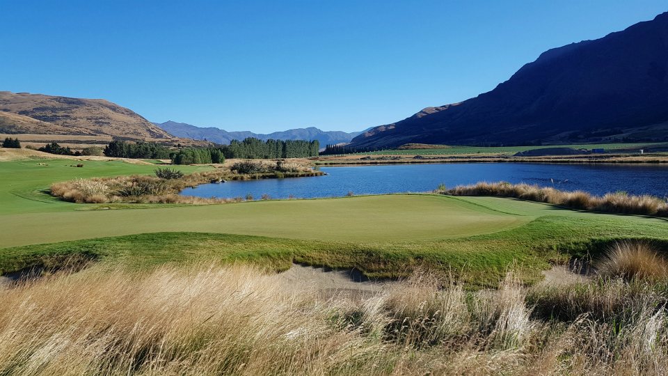 <h2>2019 New Zealand & Sydney Golf Cruise</h2>Azamara Quest (Jan)